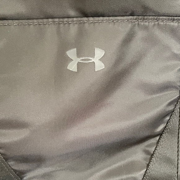 Under Armour Black Duffel Bag - Picture 2 of 7